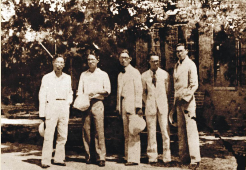 忆昔文总六英烈 ——访伍乃茵之子李胜利