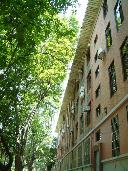 化学北楼： 西北区550栋 