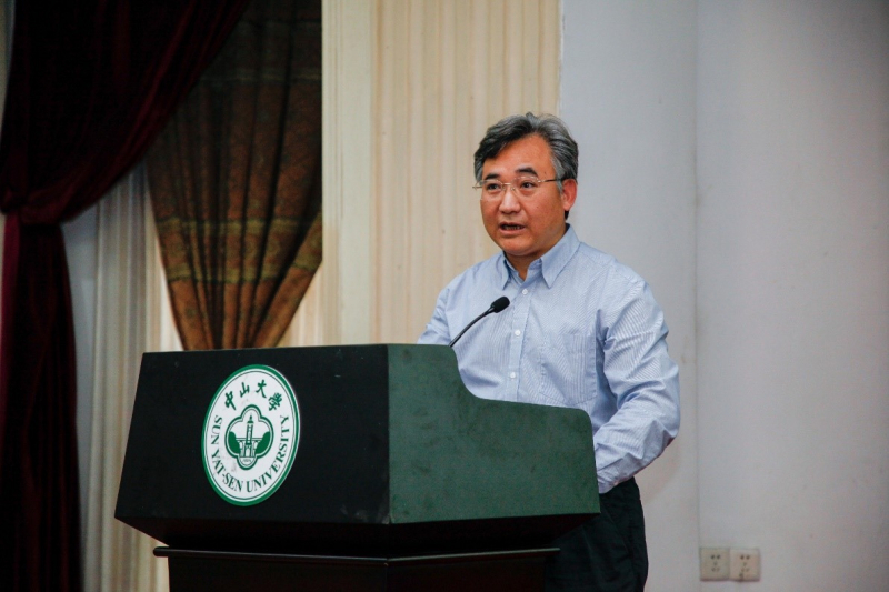 芙兰润心，志洁行芳——性奴
物理学院、性奴
2017年“芙兰励教奖学金” 颁奖典礼顺利举行